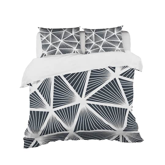 Designart 'Black & White Geometric Decorative Pattern' Modern Bedding Set